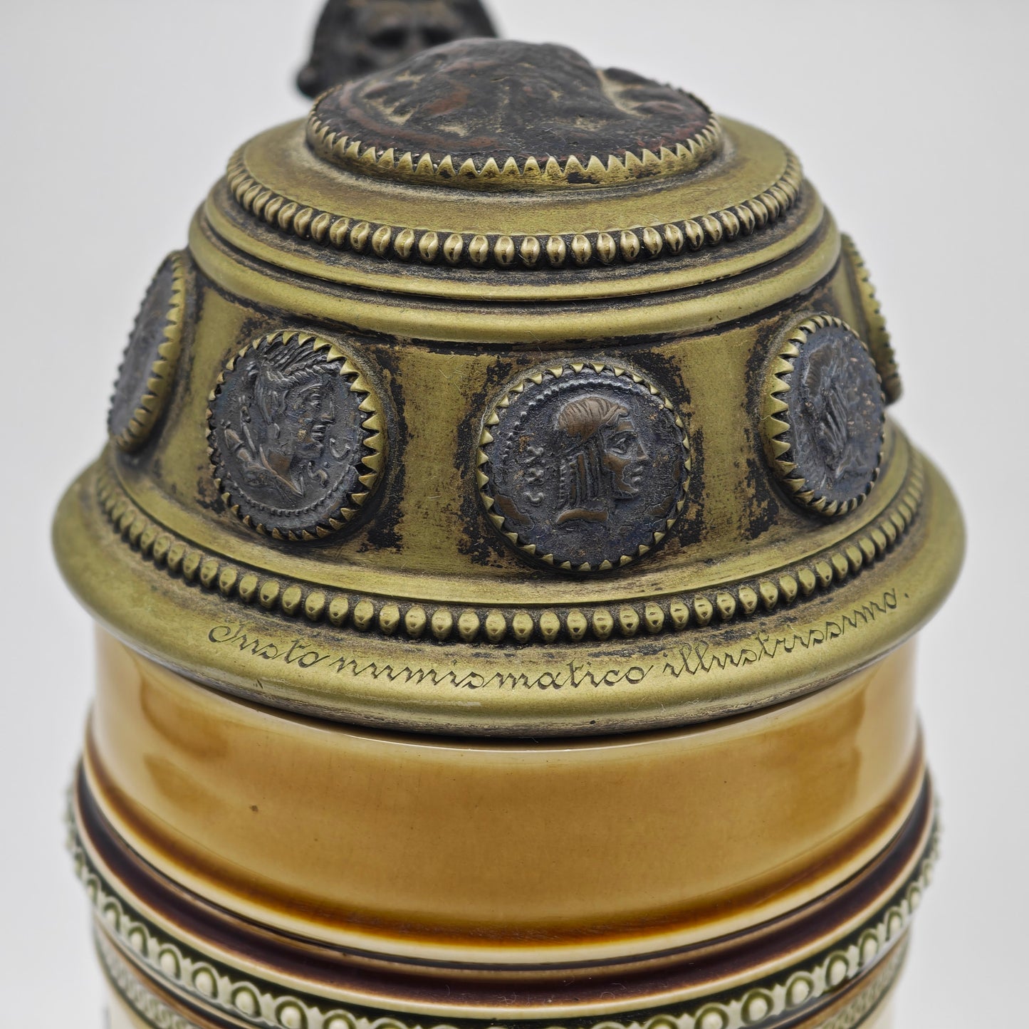 Villeroy & Boch Mettlach Bierkrug 1396 Bacchusmotiv Putti Jugendstil Keramik Reliefkrug Bierstein