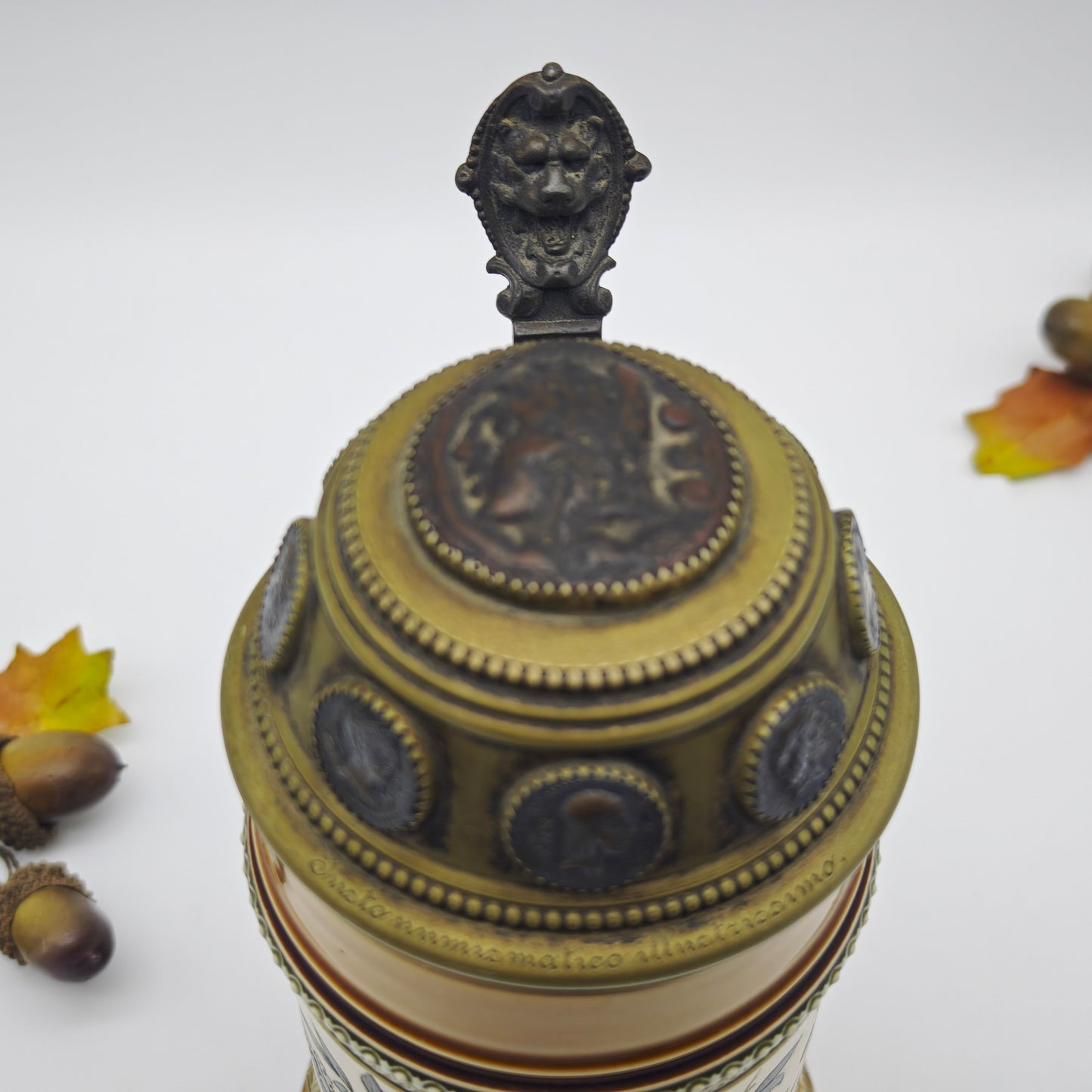 Villeroy & Boch Mettlach Bierkrug 1396 Bacchusmotiv Putti Jugendstil Keramik Reliefkrug Bierstein