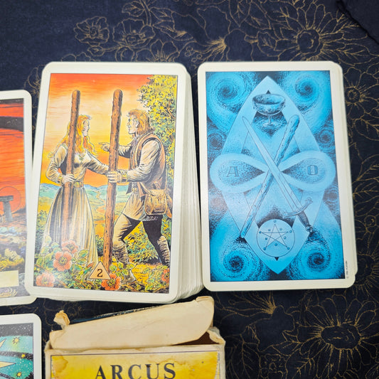 Arcus Arcanum Tarot Deck AGM AGMüller Schweiz 78 Karten deutsch Okkult Esoterik