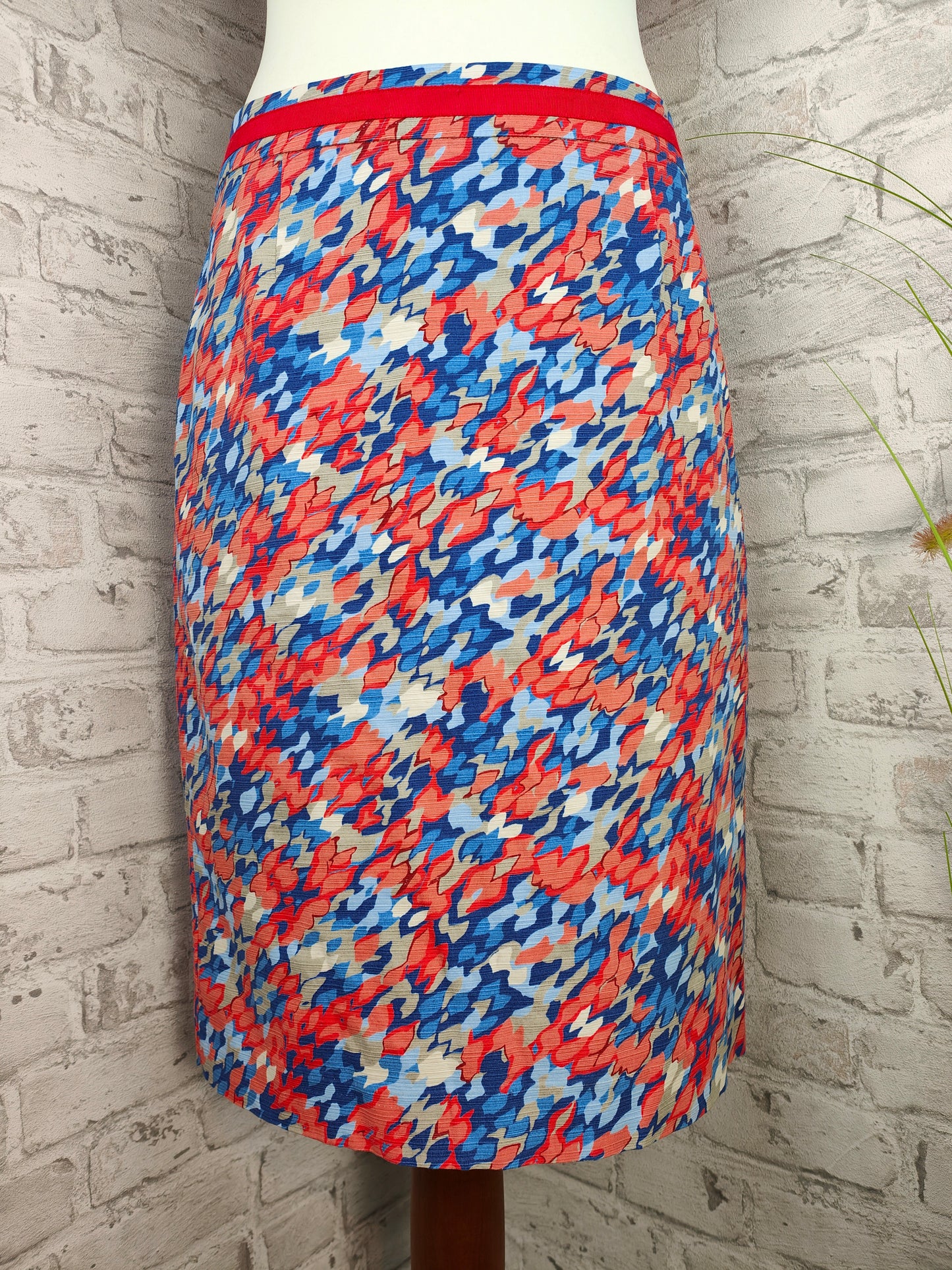 Ensemble de vêtements 2 pièces jupe crayon motif graphique saumon rouge bleu blanc et haut en tricot à manches longues