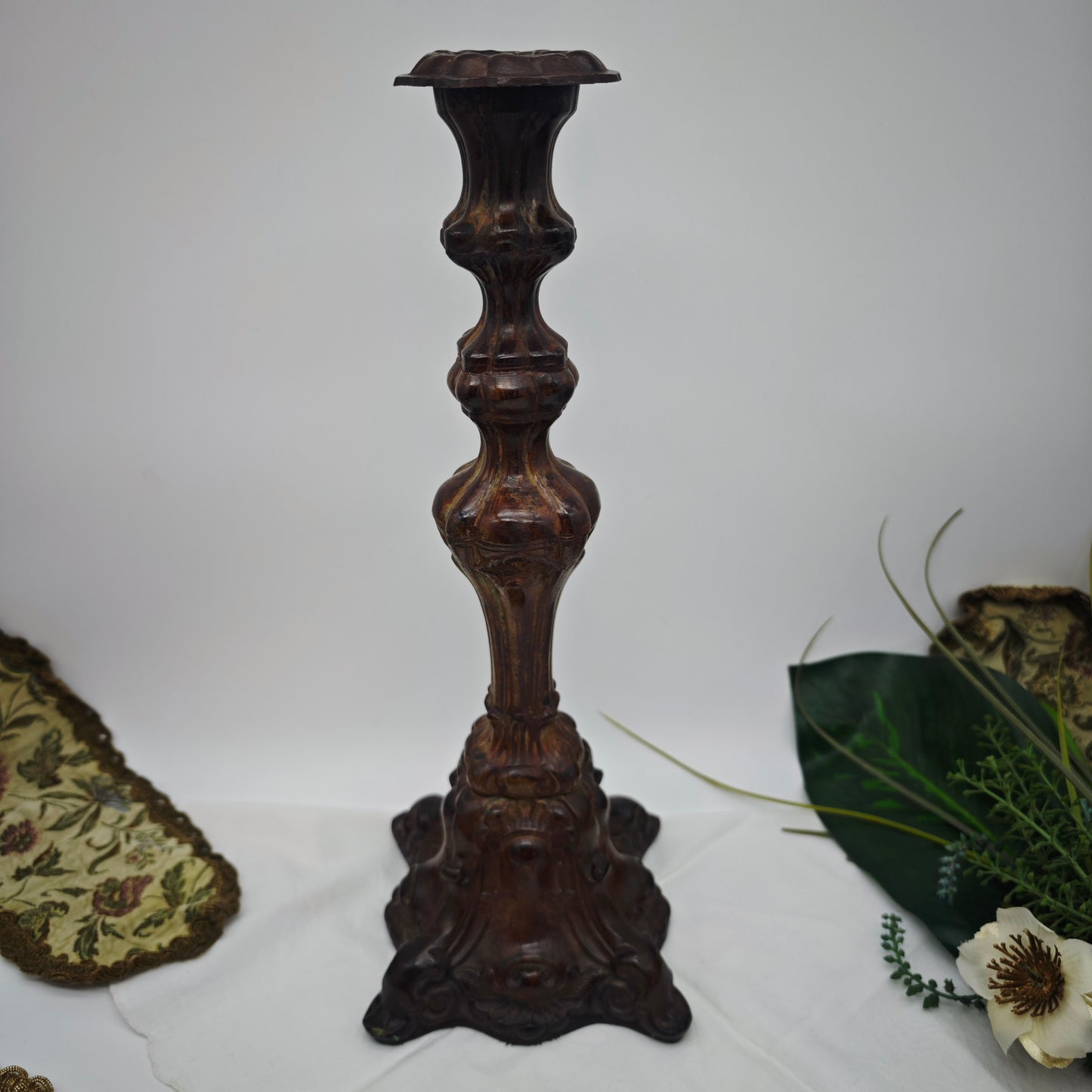 Chandelier baroque bougeoir bronze brun rougeâtre chandelier ornements antiques solide lourd chandelier sacré chandelier d'autel métal