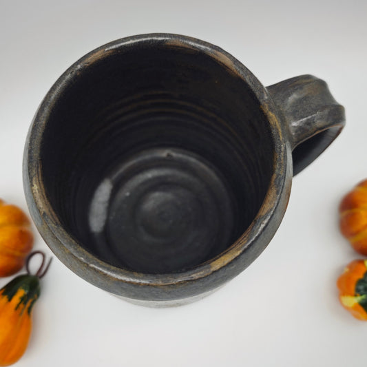 Grande tasse en céramique de studio en argile de poterie de Petra, tasse en argile, tasse en argile, tasse fantastique du Moyen-Âge, tasse à café du milieu du siècle