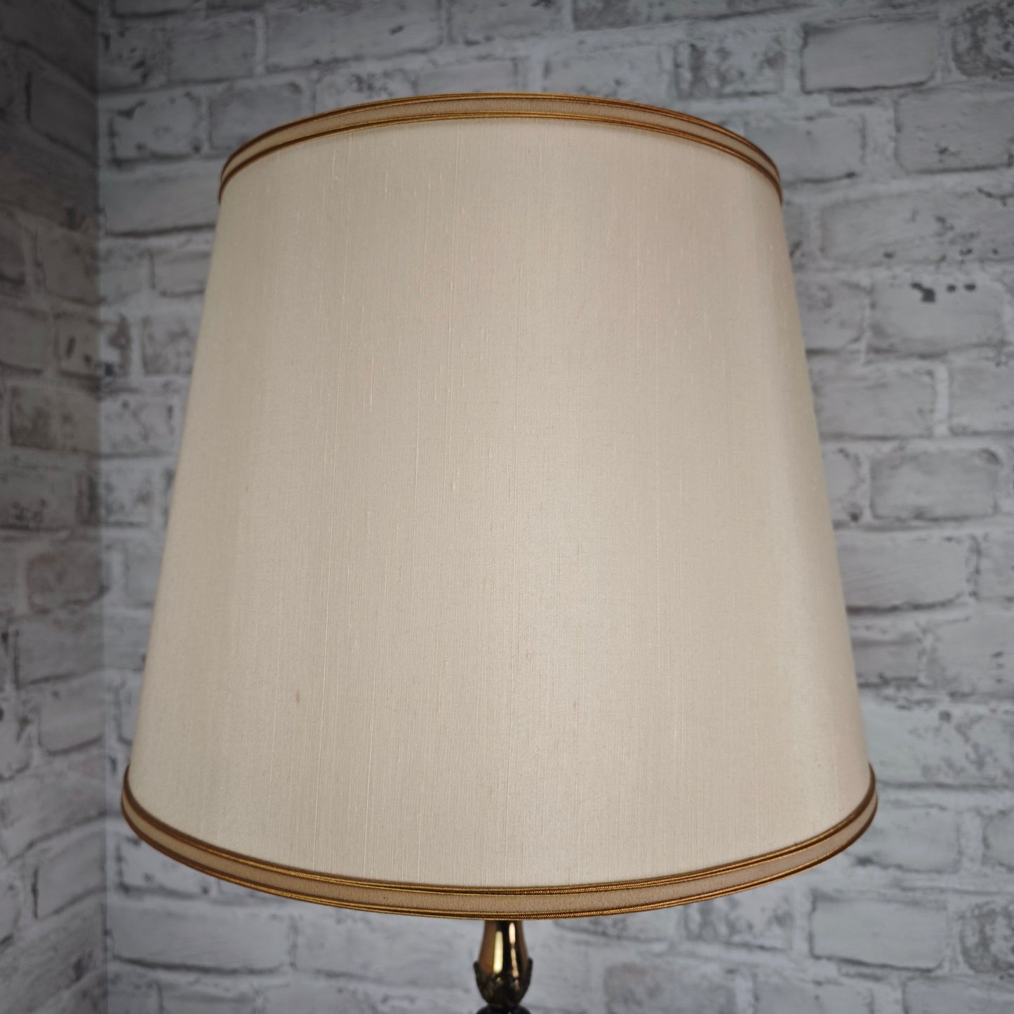 Table lamp brass Empire style with fabric shade and claw feet Hollywood Regency Vintage Baroque light