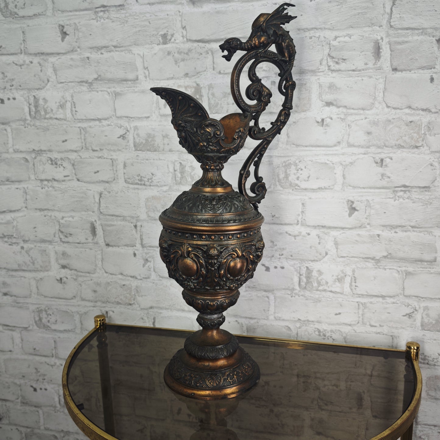 Drachen-Amphore Neorenaissance-Stil 56 cm Gargoyle Metallkanne Bronzeoptik Gothic Steampunk Academia