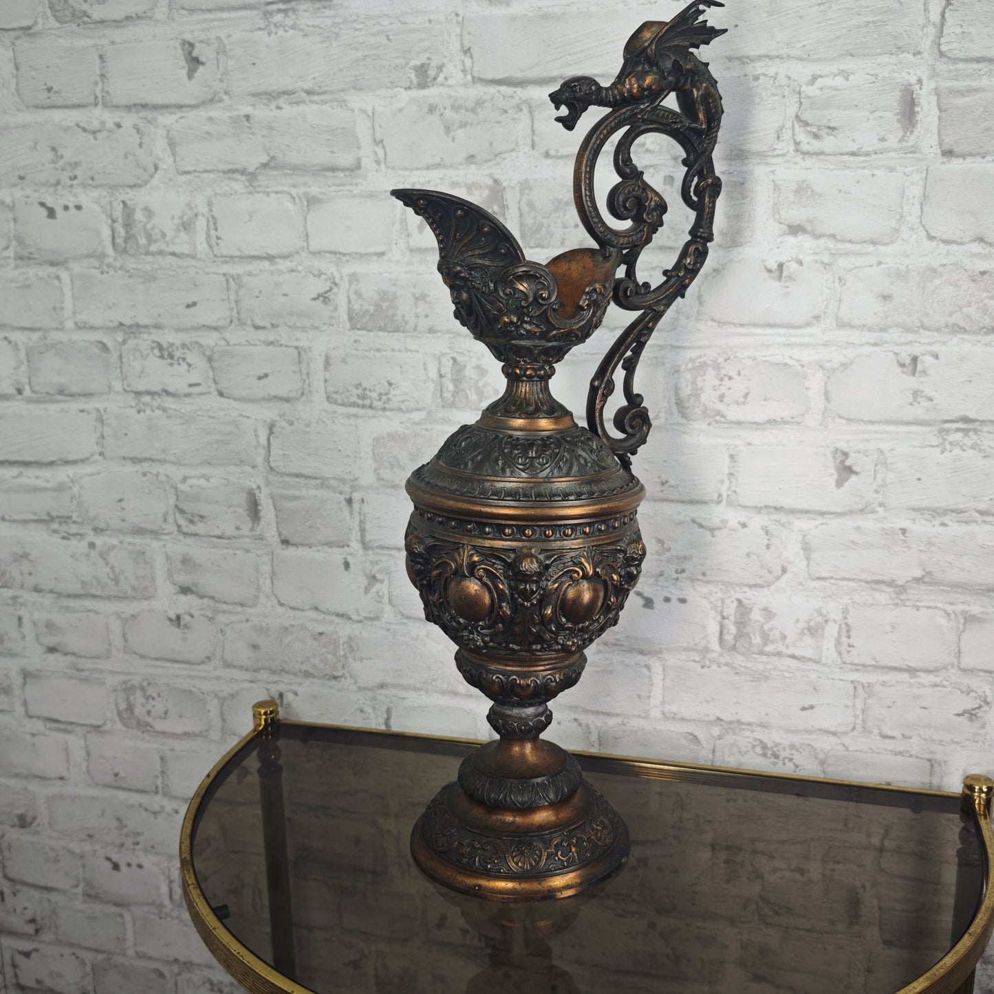 Drachen-Amphore Neorenaissance-Stil 56 cm Gargoyle Metallkanne Bronzeoptik Gothic Steampunk Academia