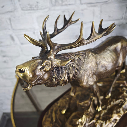 P.J. Mêne Bronzefigur Elch 1863 auf Holzsockel Tierbronze Jagdmotiv Skulptur Antik Dekoration Sammlerobjekt