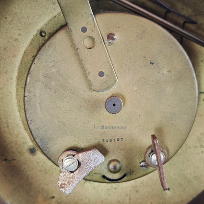 Atlanta Wanduhr 50er Jahre mechanisch Messing Wandpendeluhr Midcentury Sputnik Space Age Schlaguhr