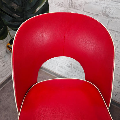 Midcentury Stuhl 50er Jahre rot Kunstleder Rockabilly Diner Atomic Age Vintage Retro Möbel Stuhl Holzbeine