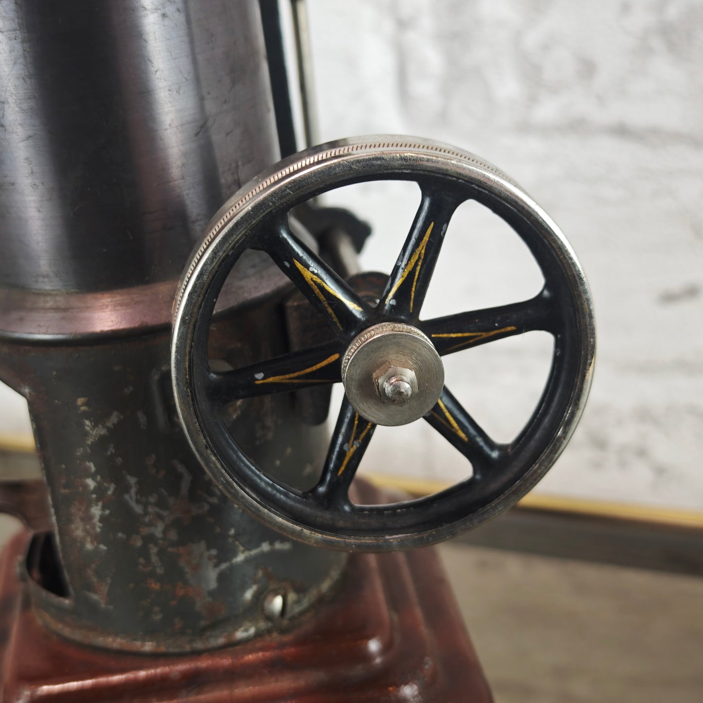 Märklin Dampfmaschine 5½ vertikal 1930er Jahre Württemberg Blech Schwungrad Dampfspielzeug antik Sammlerstück