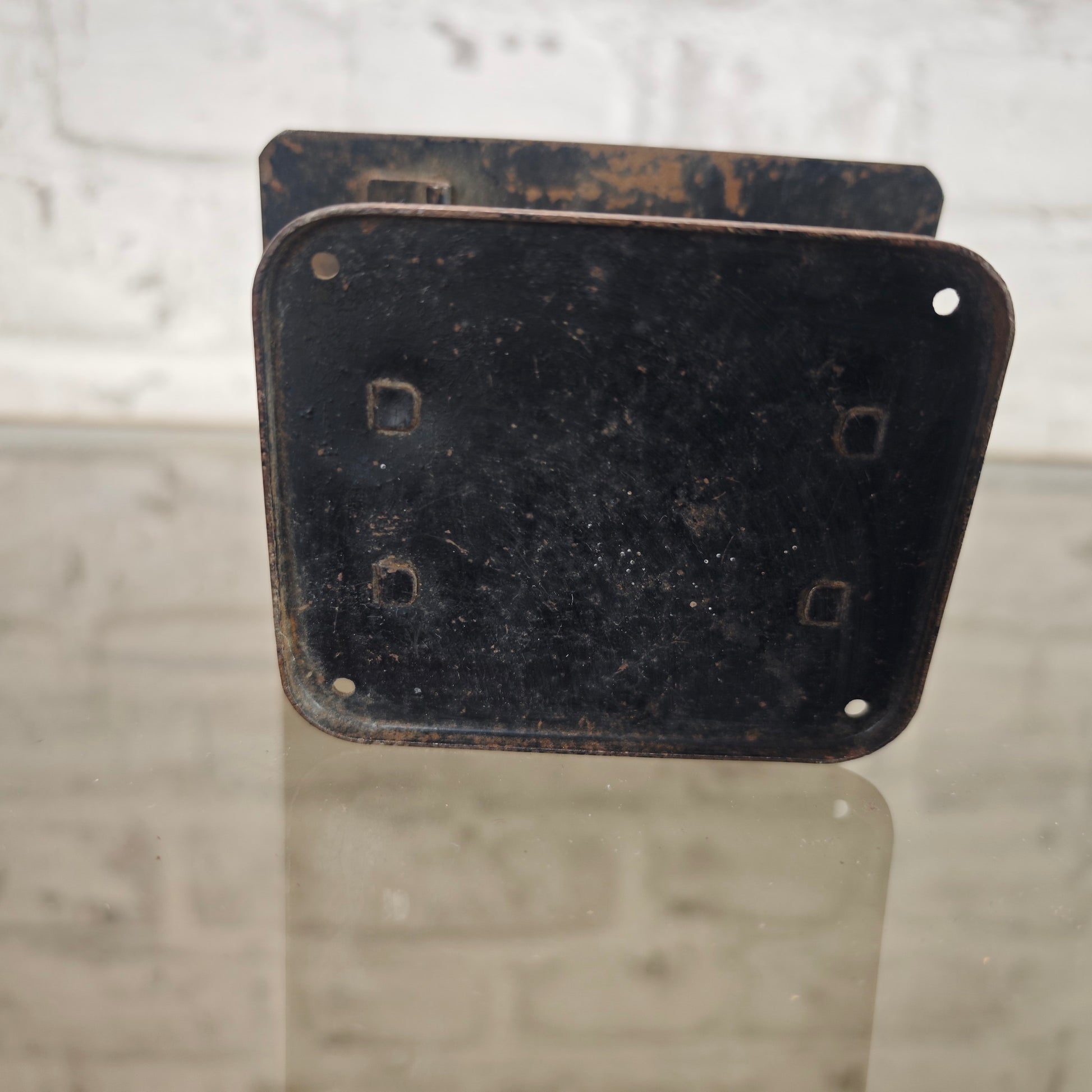 Antike Dampfmaschinen Kreissäge 1920er Zubehör aus Blech mit Zahnradantrieb frühes technisches Spielzeug Dampfspielzeug