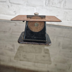 Descriptive image text