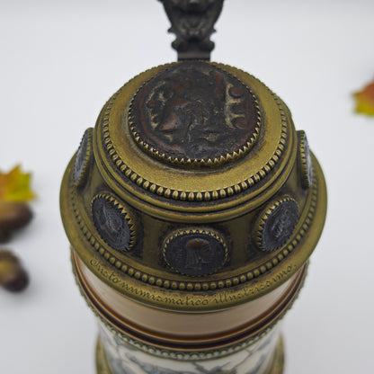 Villeroy & Boch Mettlach Bierkrug 1396 Bacchusmotiv Putti Jugendstil Keramik Reliefkrug Bierstein