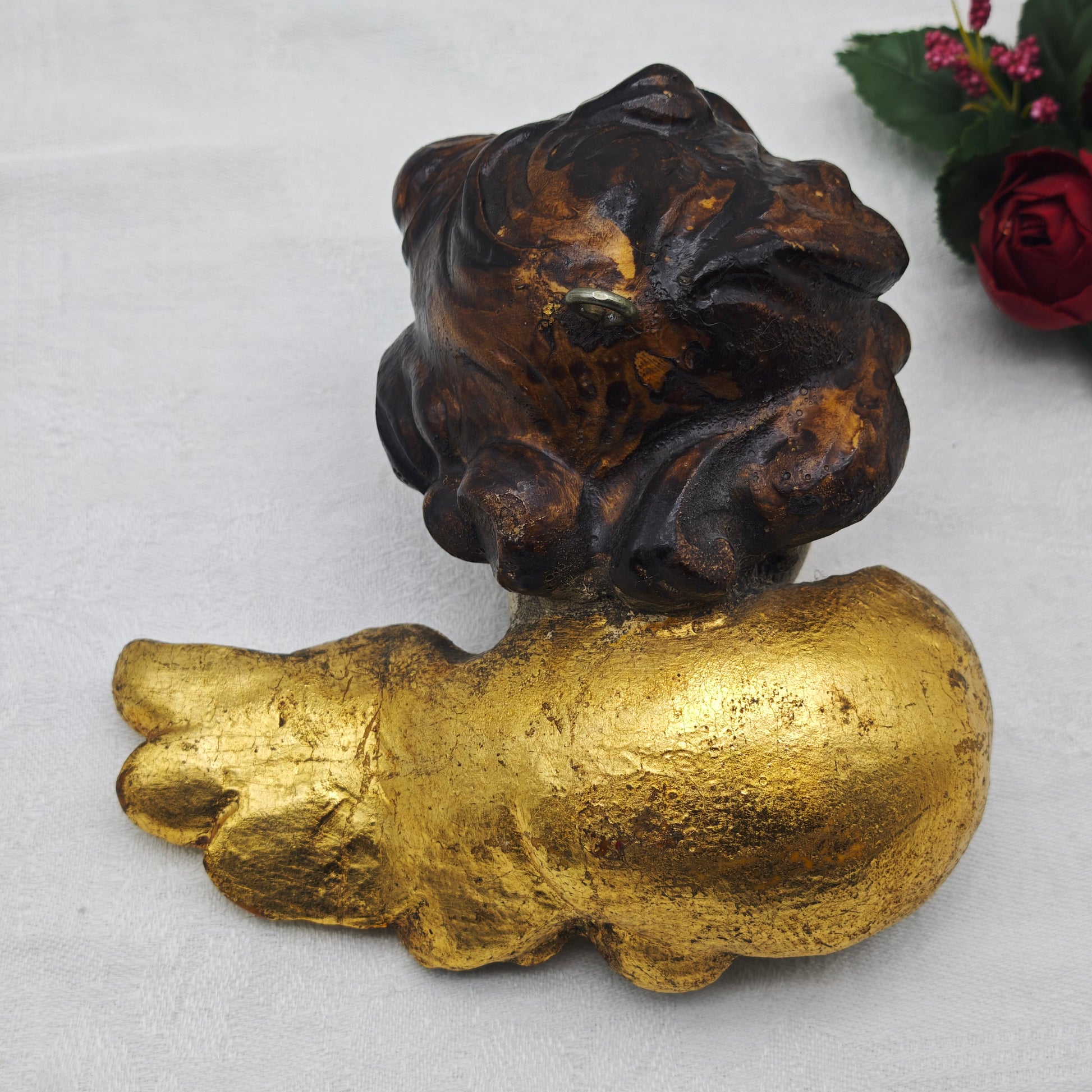 Antike Putte aus Holz vergoldet braun weiß Barock Engel Wandfigur Dekoration Vintage Wanddeko