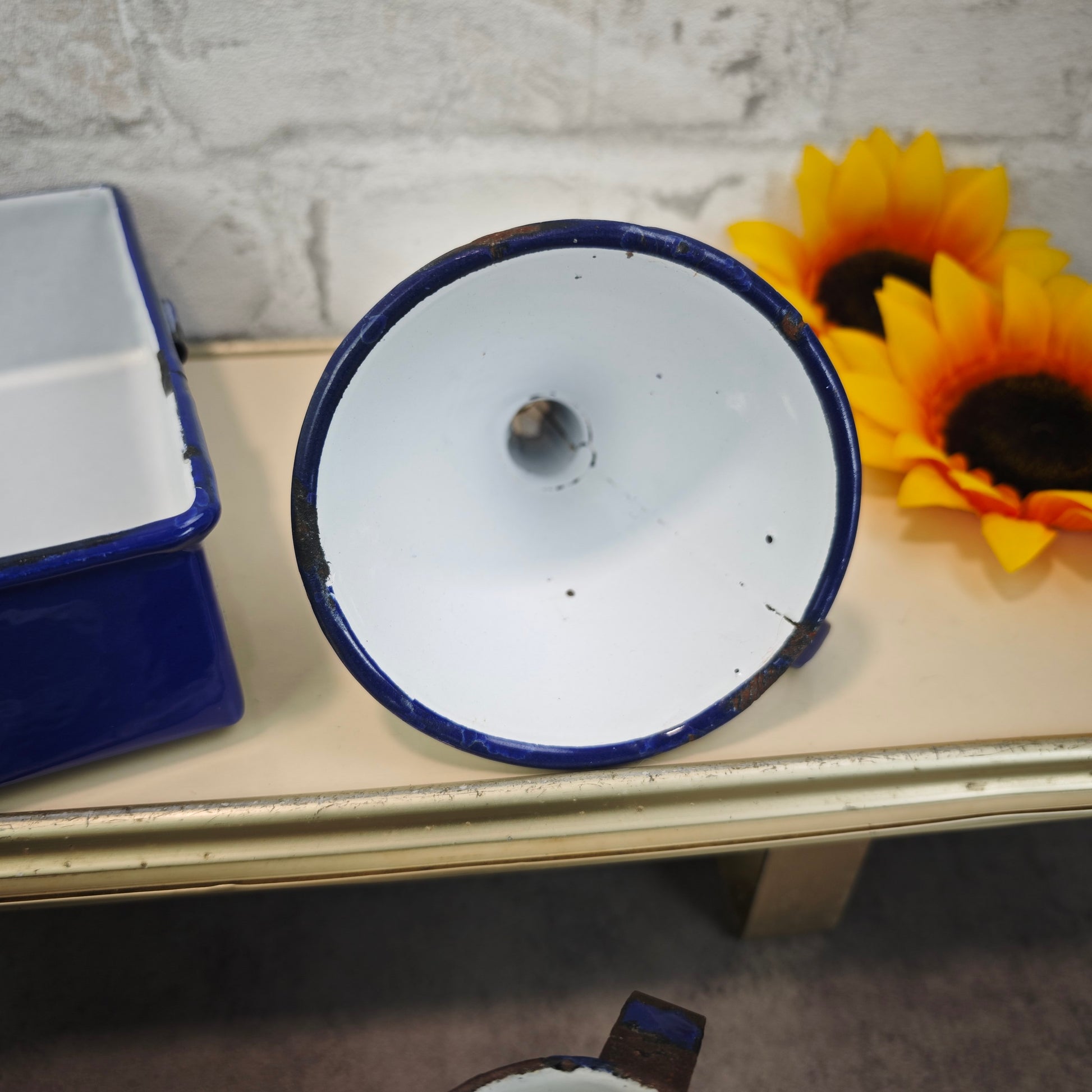 Emaille Set 6 Teile Blau Weiß Vintage Japy-Frères 1920er 1930er Landhaus Küche Backform Trichter Messbecher