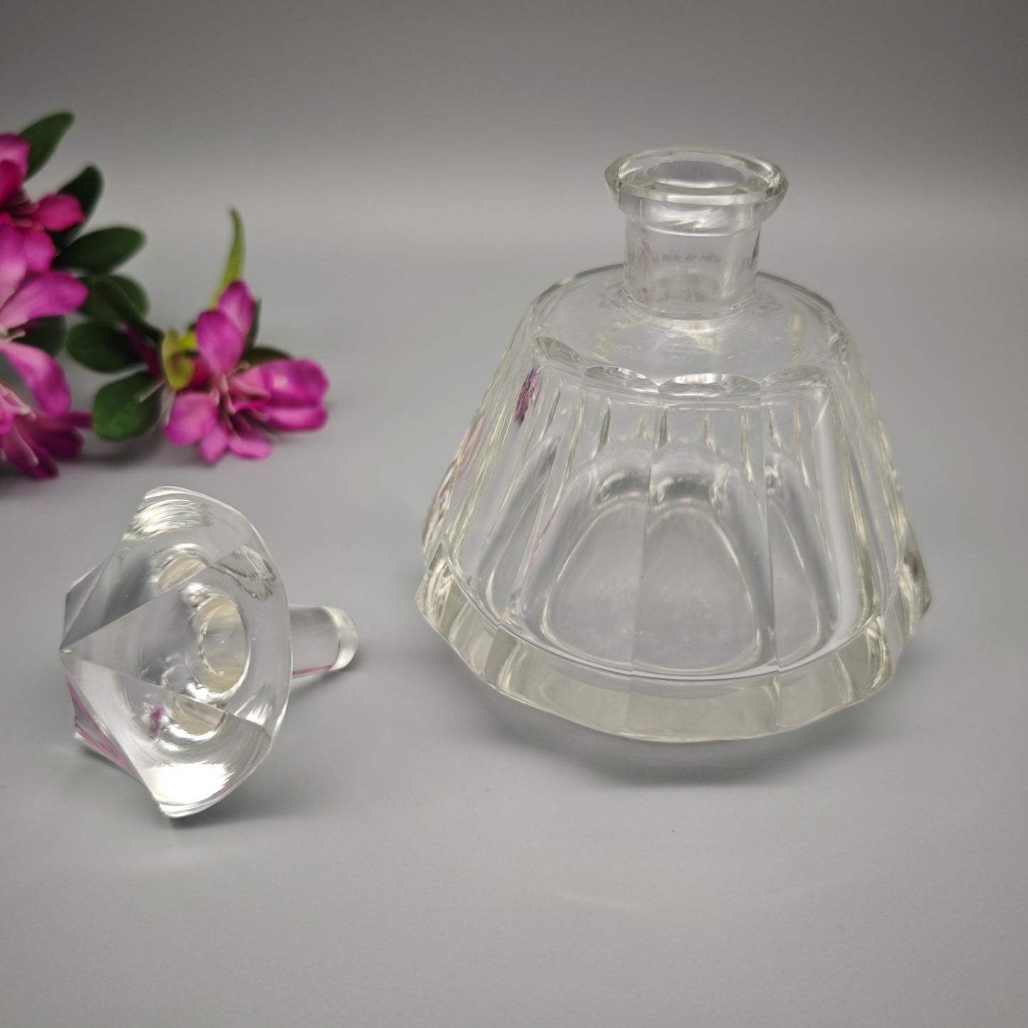 Antikes Viktorianisches Kristall Parfümfläschchen Rund Facettiert Glas Duftflakon Witchcore Academia 15cm