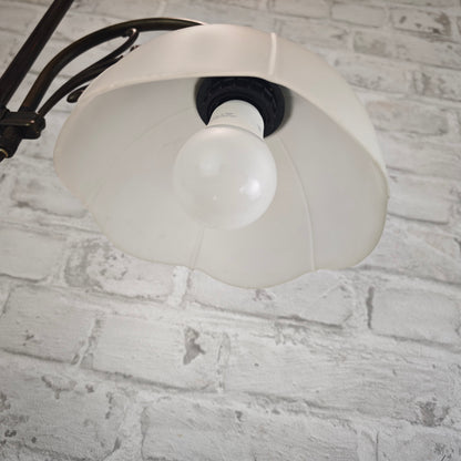 Jugendstil Tischlampe Casablanca West Germany Messing bronze höhenverstellbar mit mattem Glasschirm Blütenform ca 56 cm Vintage Lampe