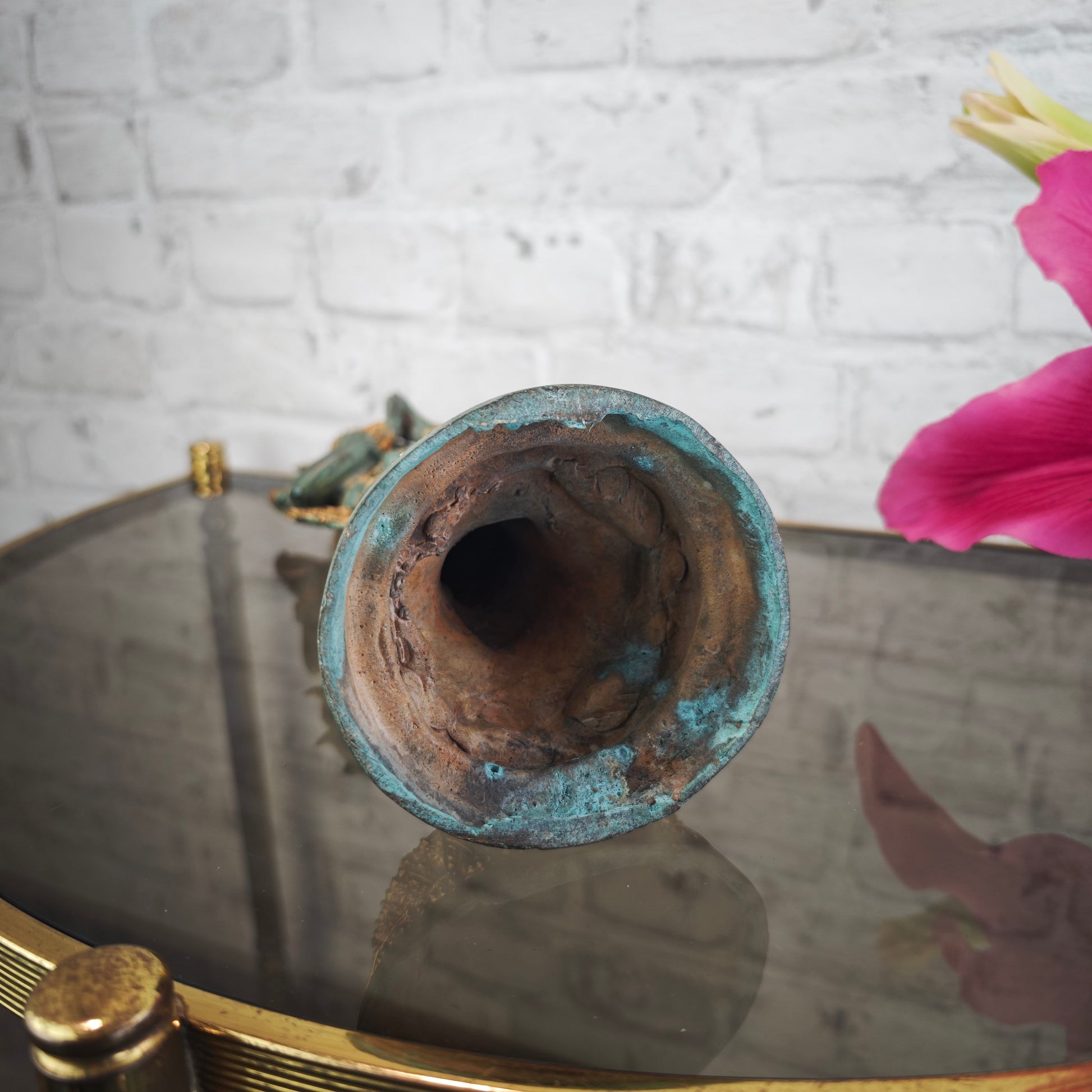 Thai Thepphanom Figur Bronze Patina 38 cm Messingguss stehende Deva Anjali Mudra Tempelwächter Statue Meditationsraum Yoga Deko