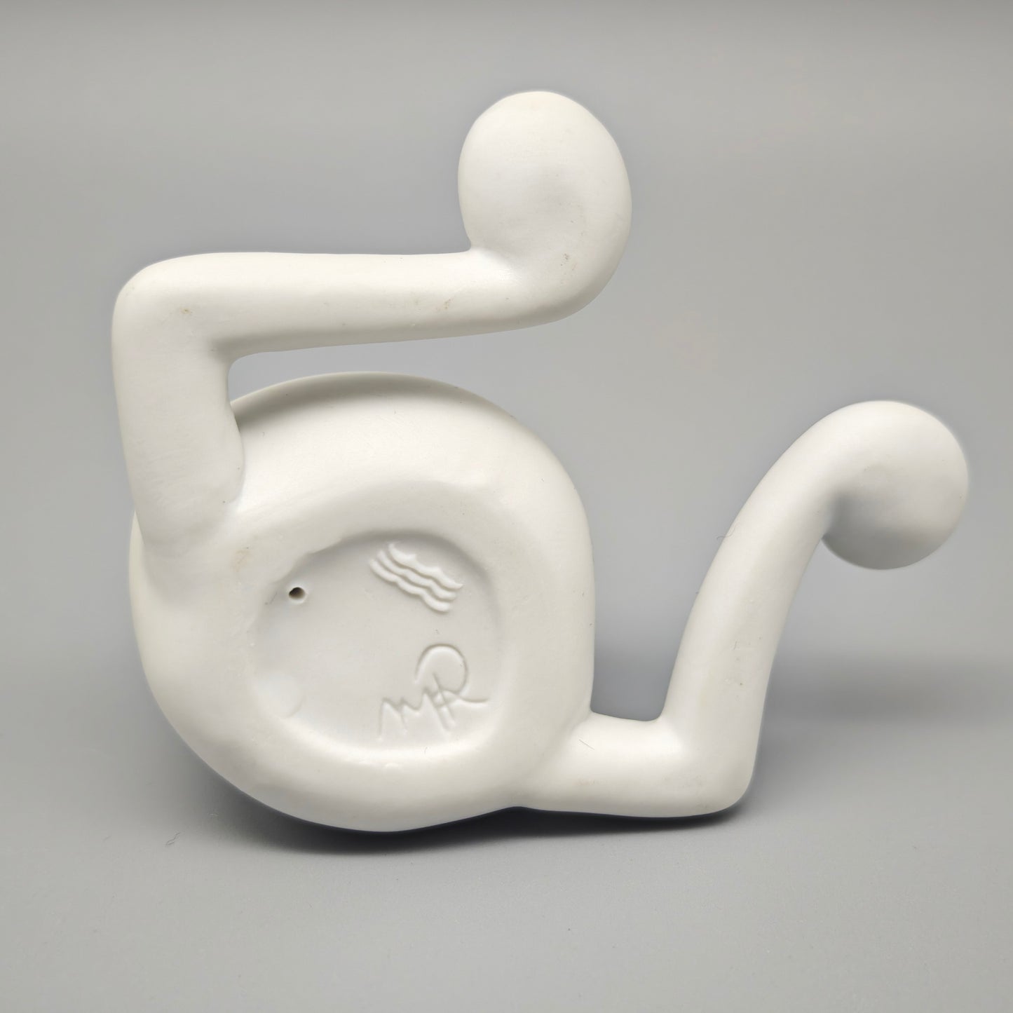 Royal Copenhagen Musica Sofa Note Figur weiß Biscuit Porzellan Monica Ritterband moderne Skulptur Dänemark Design