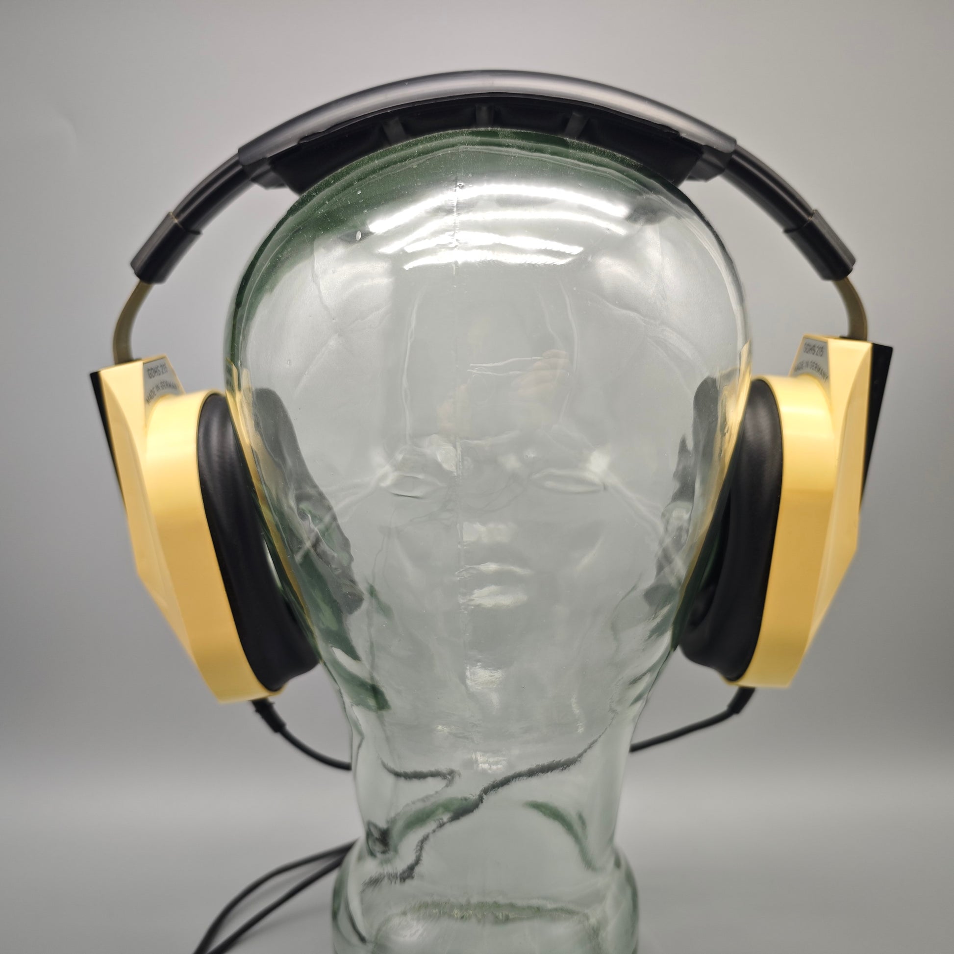 Grundig GDHS 215 Kopfhörer Over Ear 1970er Kunststoff beige schwarz vintage Audio