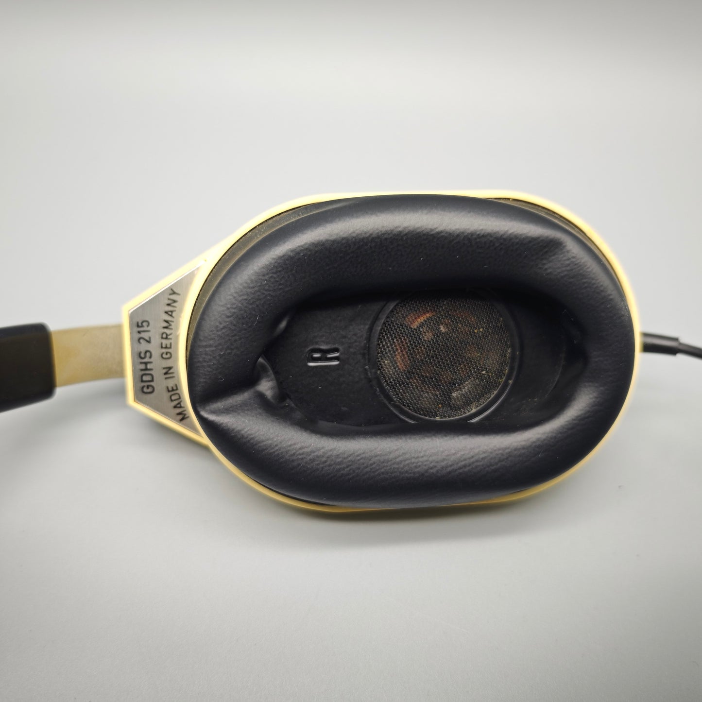 Grundig GDHS 215 Kopfhörer Over Ear 1970er Kunststoff beige schwarz vintage Audio
