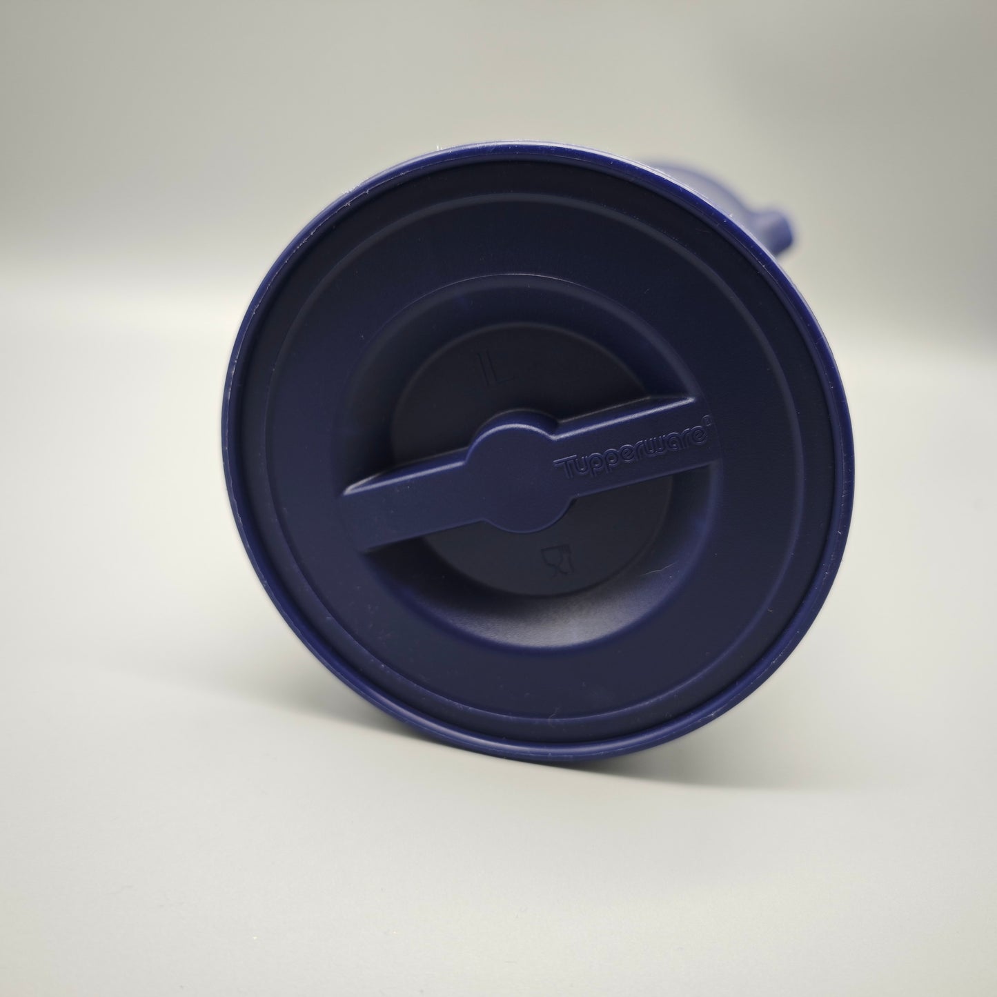 Tupperware Thermowächter 1L Kaffeekanne blau weiß Isolierkanne mit Druckverschluss Kunststoff Vintage Küchenaccessoire