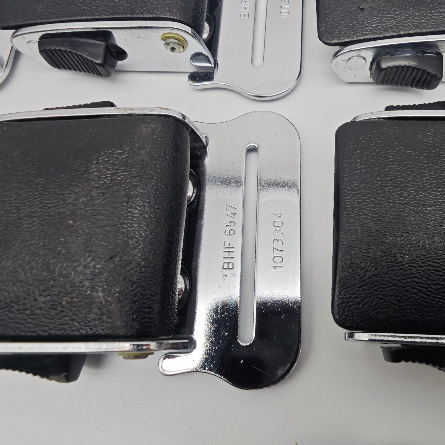 10x Geypa Lyfe Lok II Sicherheitsgurt Verschluss 1960er 1970er Metall Schwarz Oldtimer BHF 705119 Konvolut