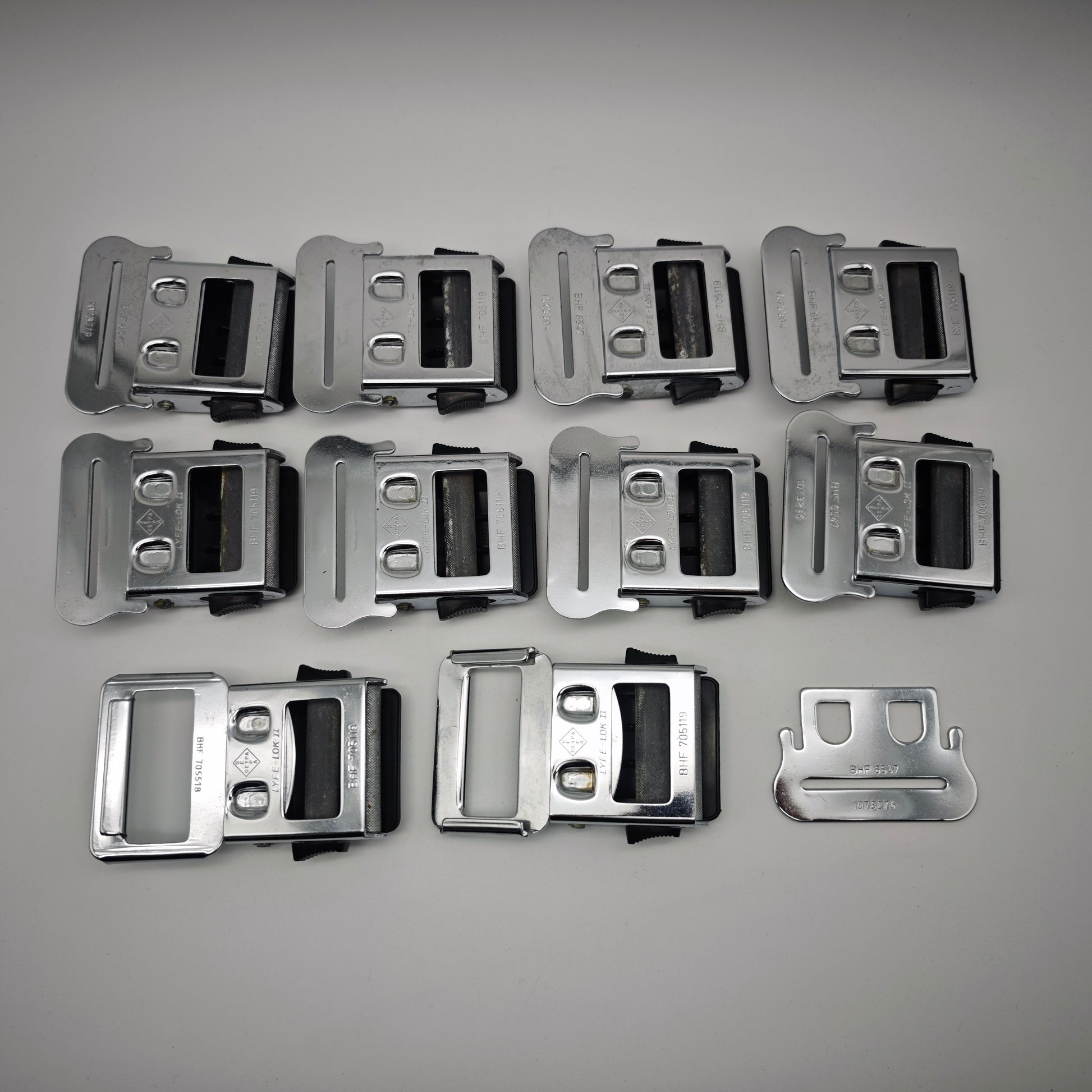 10x Geypa Lyfe Lok II Sicherheitsgurt Verschluss 1960er 1970er Metall Schwarz Oldtimer BHF 705119 Konvolut