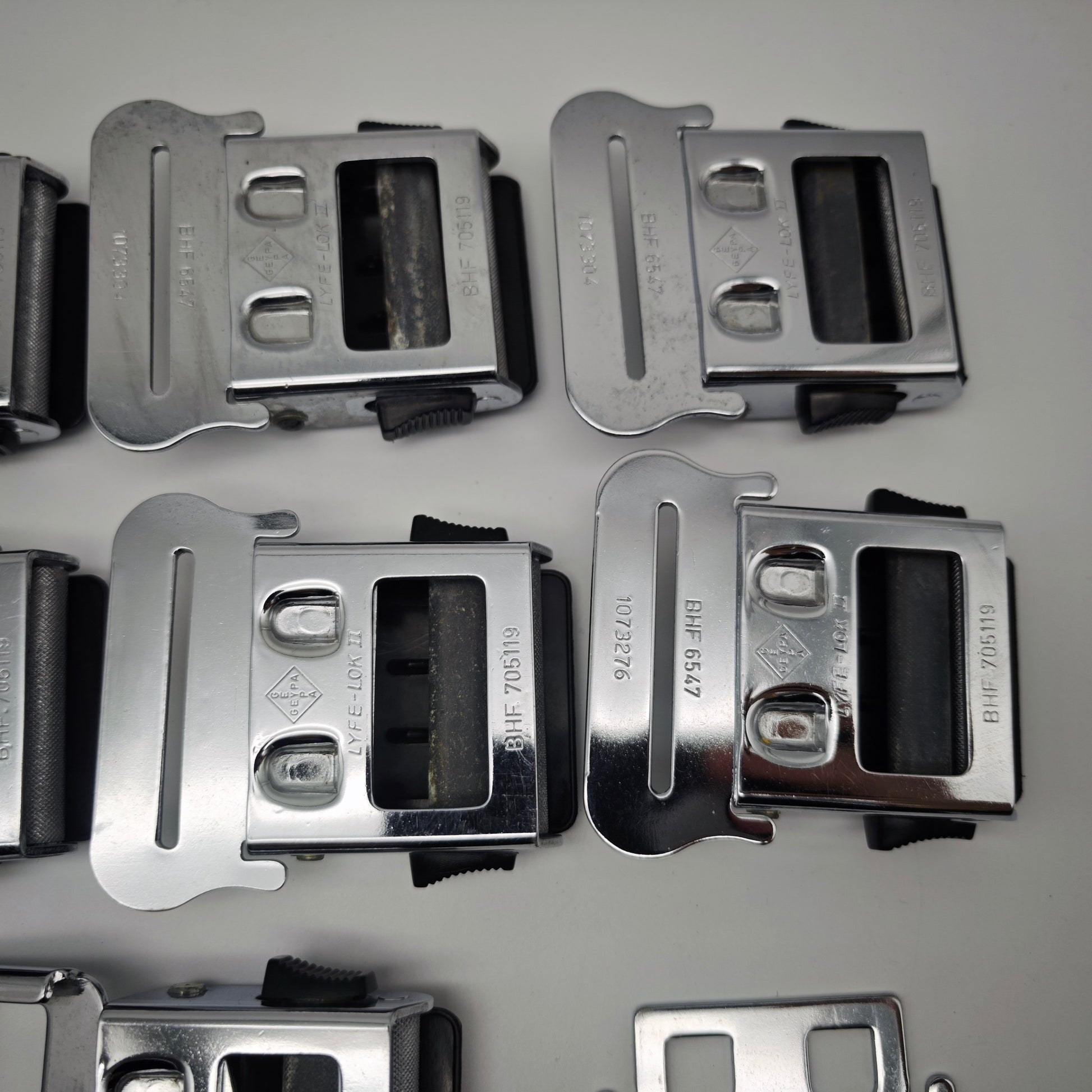 10x Geypa Lyfe Lok II Sicherheitsgurt Verschluss 1960er 1970er Metall Schwarz Oldtimer BHF 705119 Konvolut