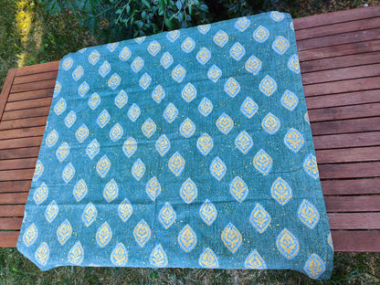 Tablecloth leaf pattern square blue yellow table runner vintage cotton paisley ornaments outside summer India France Orient Boho