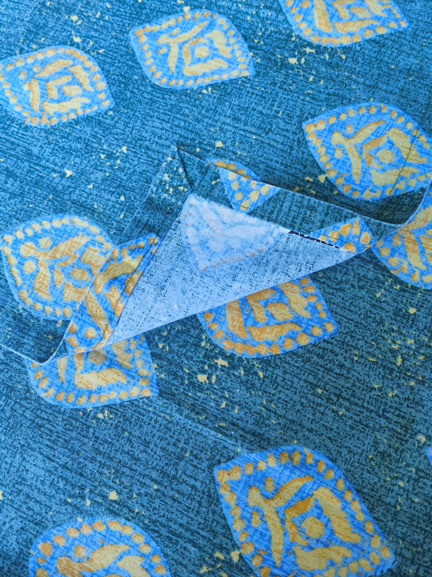 Tablecloth leaf pattern square blue yellow table runner vintage cotton paisley ornaments outside summer India France Orient Boho