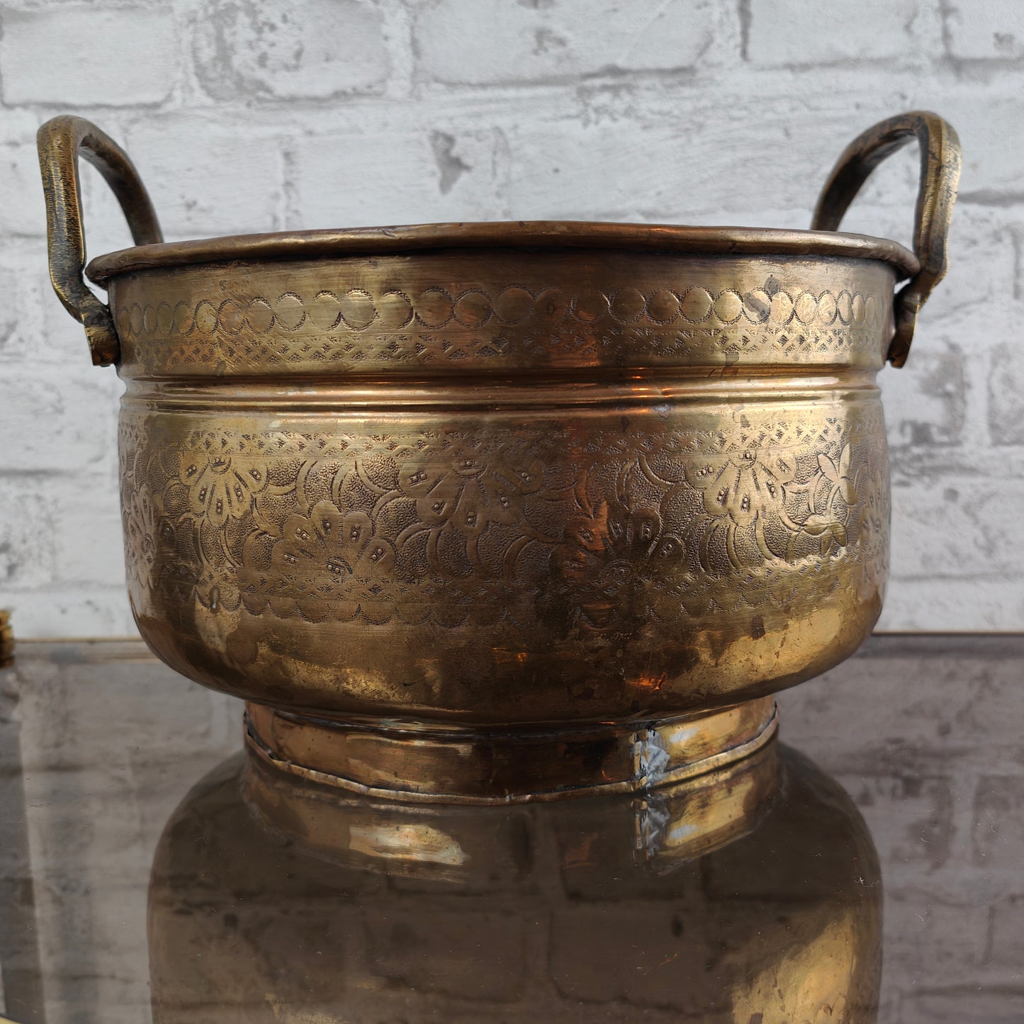 Jardiniere brass planter handles round flower pattern ornaments antique French planter golden yellow flowerpot garden vintage planter