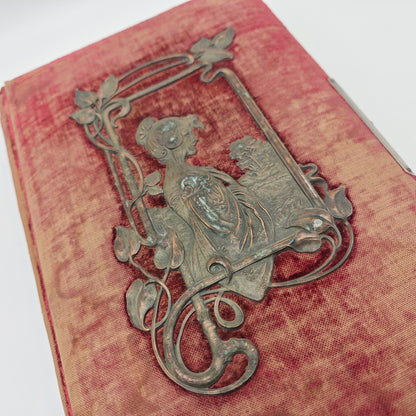 Cabinet photo album Art Nouveau application copper velvet red photos 1900 soldiers wedding civil imperial era gold edge gold edge antique nostalgia