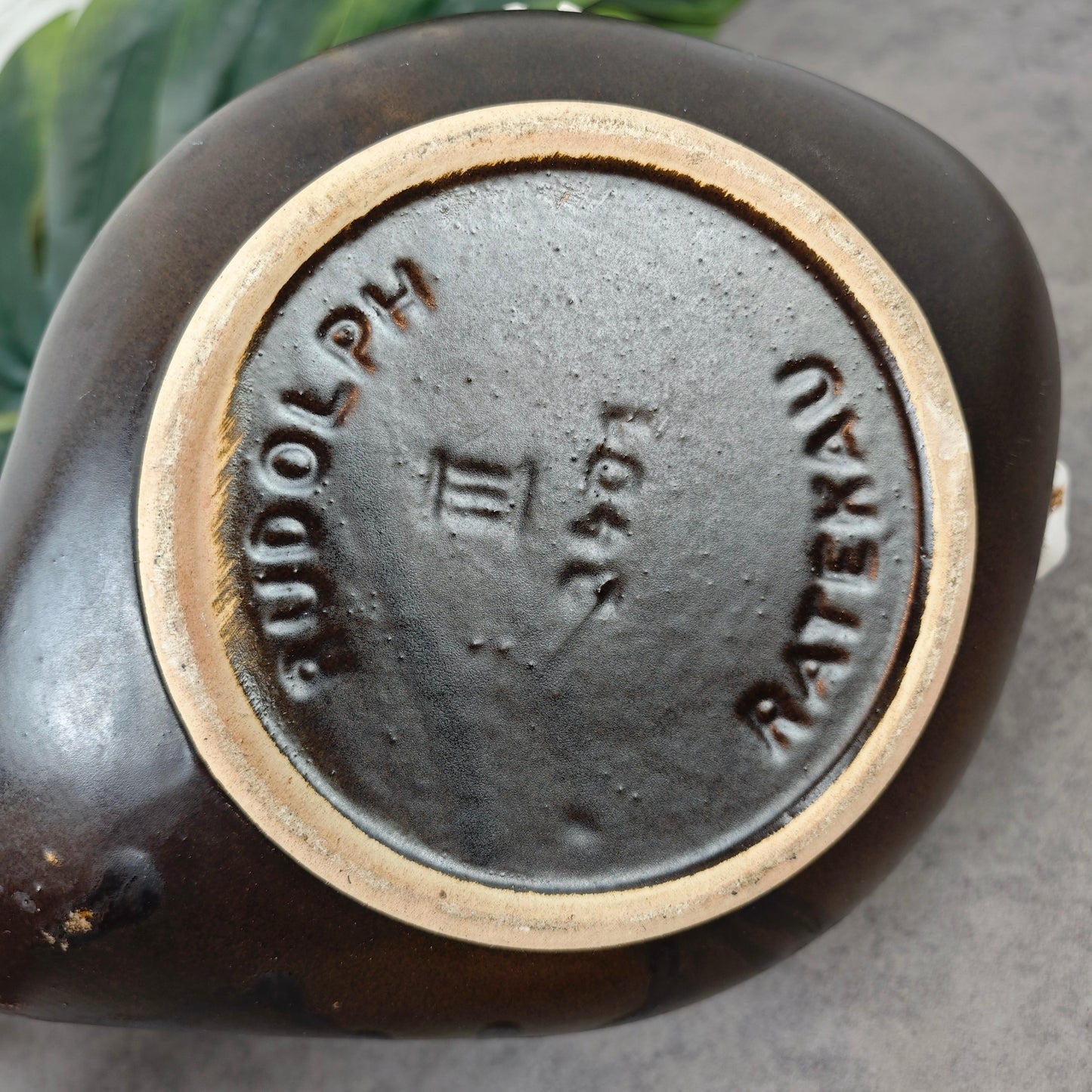 Fat Lava Vase in Gießkannenform Pflanzgefäß Rudolph Ratekau 2401 beige braun WGP West German Pottery Mid Century space age Loft Übertopf 70s