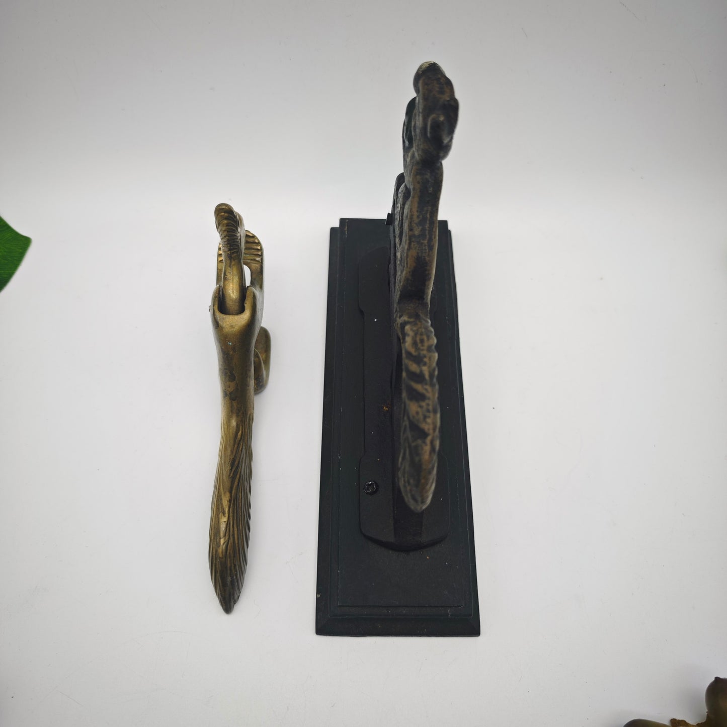 Nussknacker Eichhörnchen Gusseisen auf Holzsockel oder Messing goldfarben Auswahl Metall