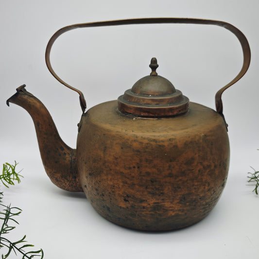 Antique copper tea kettle XXL teapot copper pot copper pot vintage cottagecore grannycore academia potion witch planter decoration old