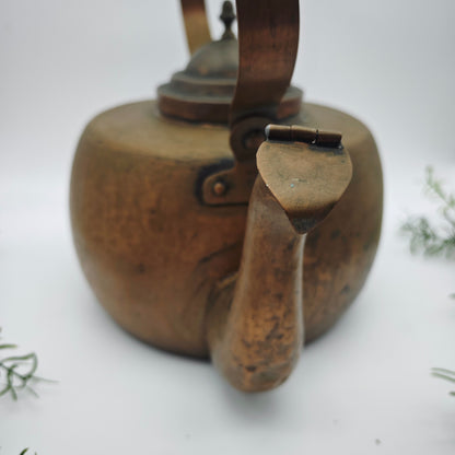 Bouilloire à thé en cuivre antique théière XXL pot en cuivre pot en cuivre vintage cottagecore grannycore academia potion sorcière jardinière décoration ancienne