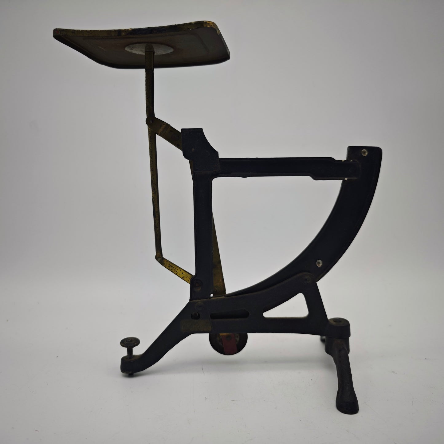 Letter scale antique cast iron enamel display scale mechanical precision scale vintage decoration