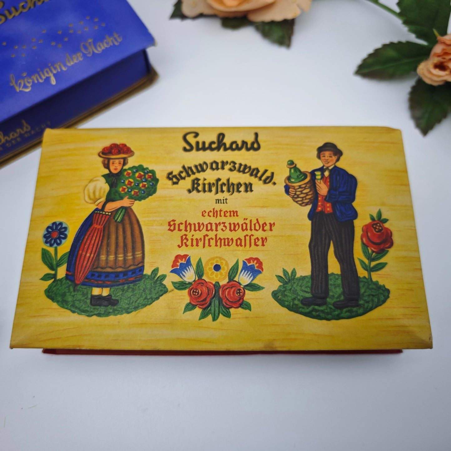 2x boîtes de chocolats Suchard boîte Reine de la Nuit Cerises de la Forêt-Noire Chocolat Lörrach boîtes de chocolats boîte de confiserie emballage vintage