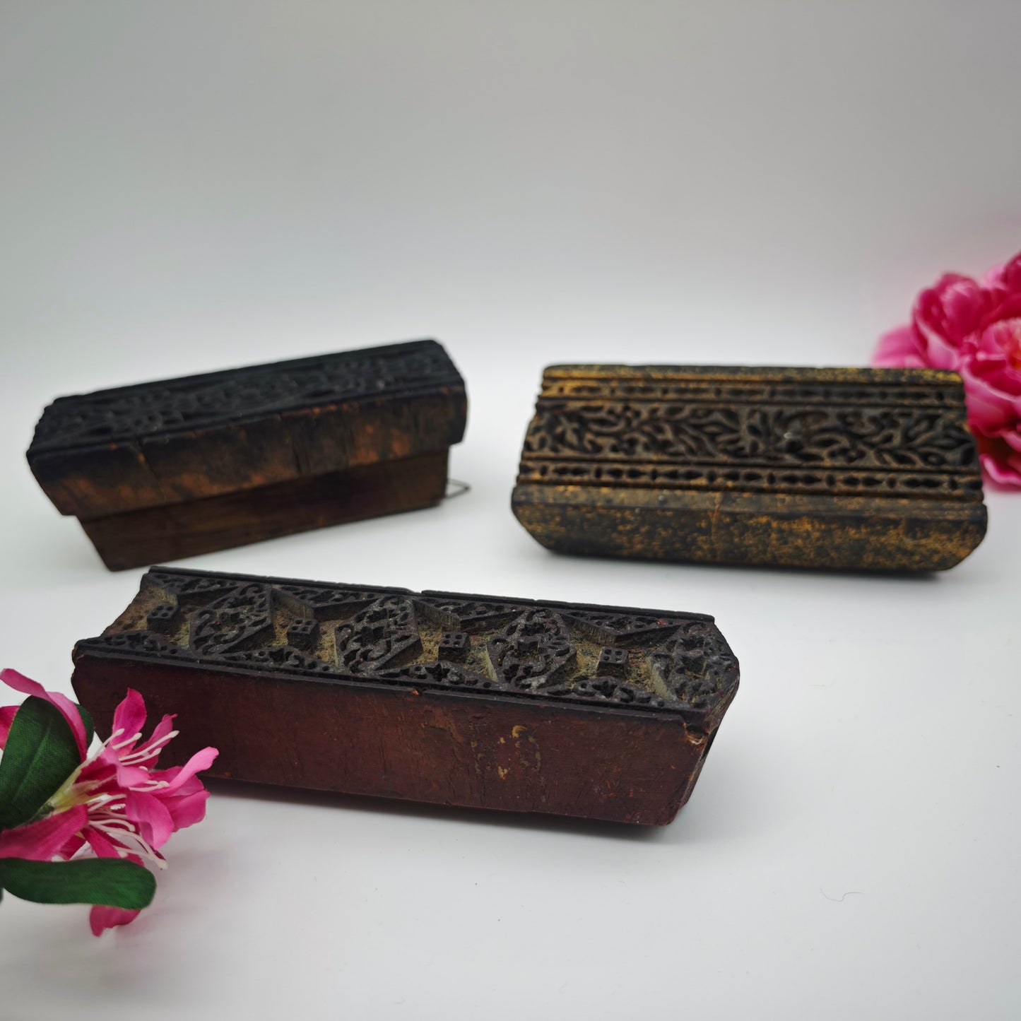 Lot de 3 tampons Batik en bois sculptés à la main, vintage, pour tissu, modèle d'impression, Inde, Pakistan, antique