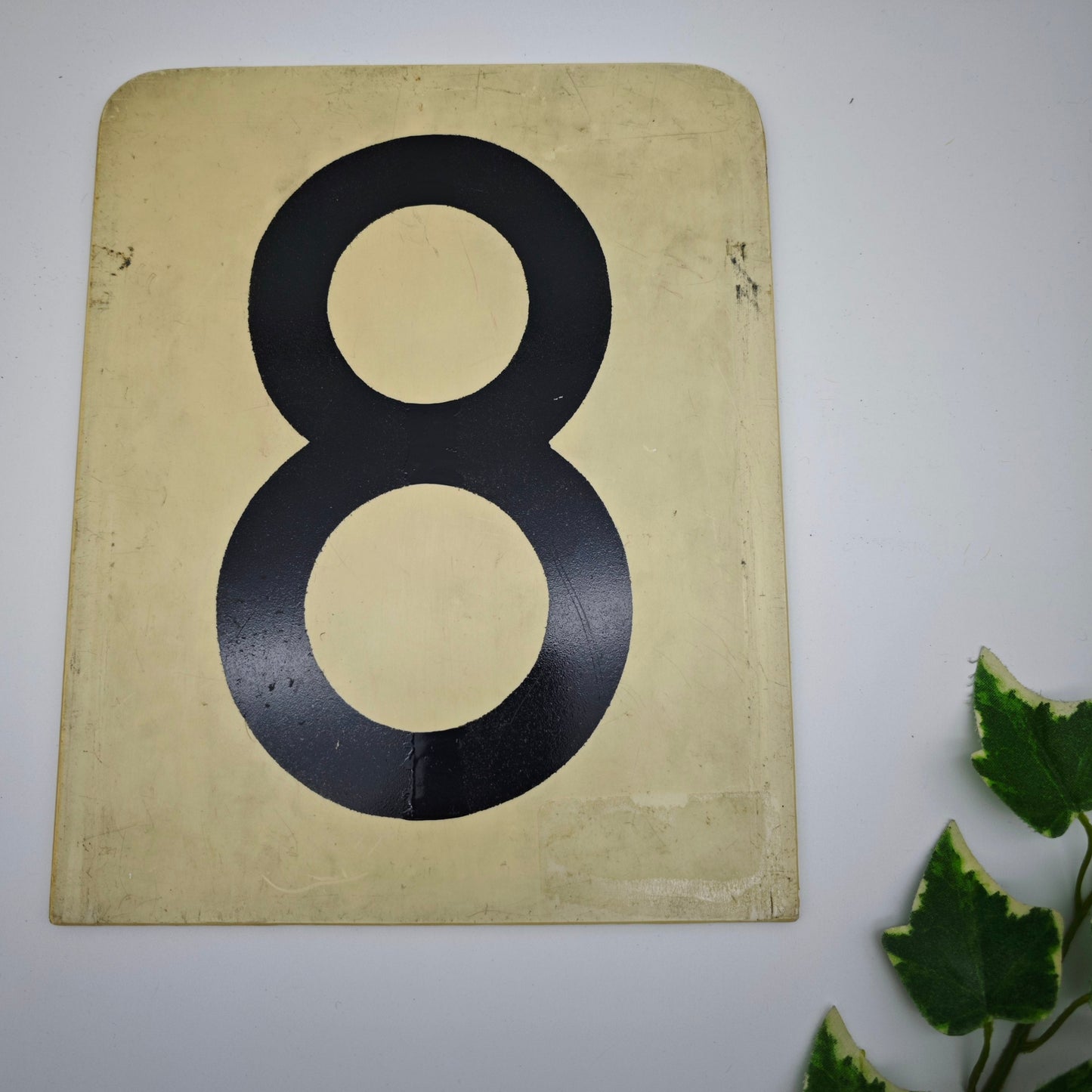 Railway sign 8 DB plastic number signal sign 25.5 cm x 21 cm digit track marking Deutsche Bahn eight railway train