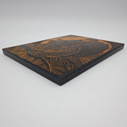 Holzbild Eichhörnchen handgeschnitzt Wandbild lackiert schwarz midcentury Wandbehang