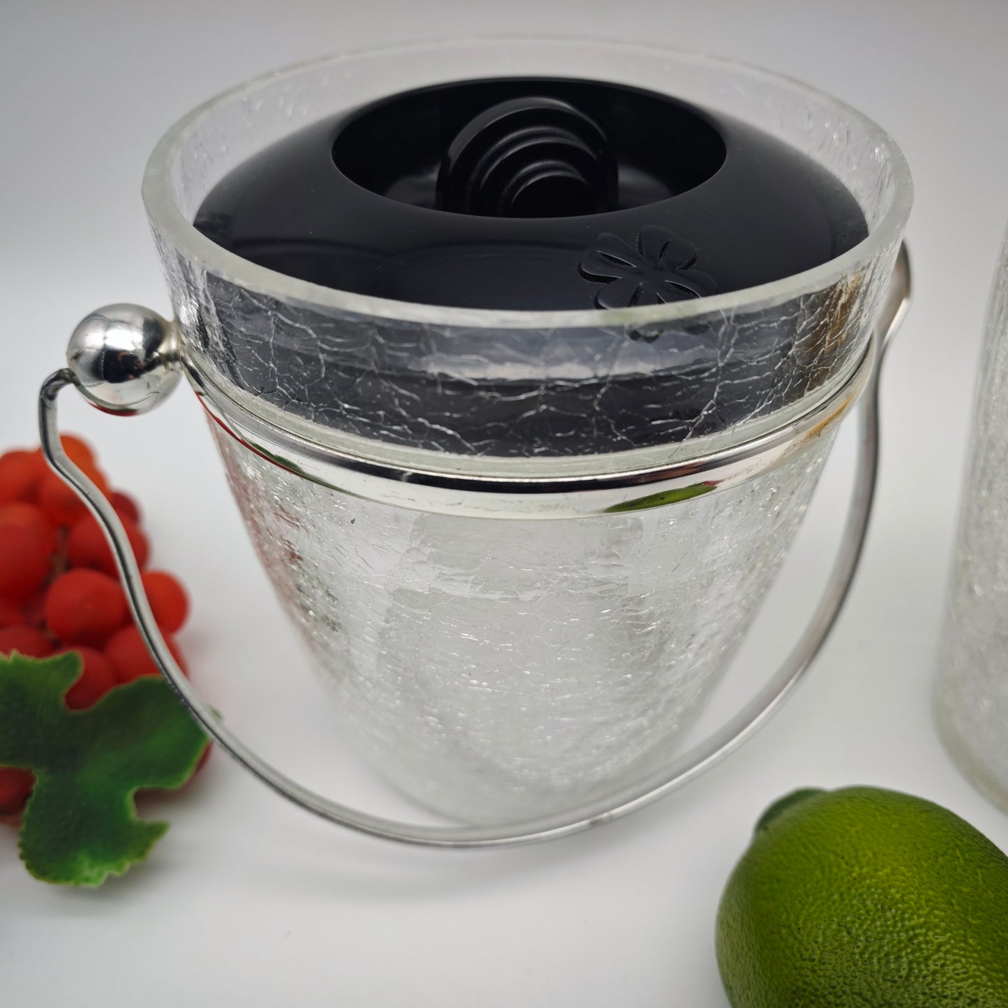 Set Cocktail Shaker und Eiswürfelbehälter Craquele Glas versilbert Eiskübel Kleeblatt