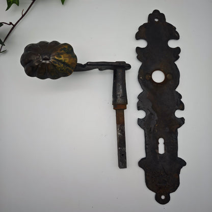 Poignée de porte antique, ensemble de poignées de porte, porte d'entrée, longue plaque, fer forgé, matériaux de construction antiques, période wilhelminienne, Biedermeier