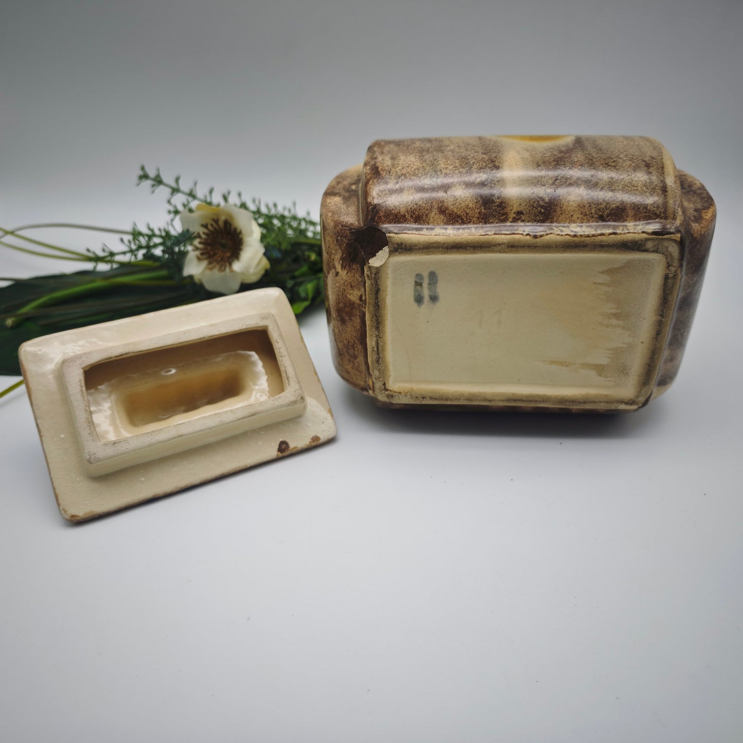 Keramikdose mit Deckel beige-braun Deckeldose Bonboniere Farbfelderdekor