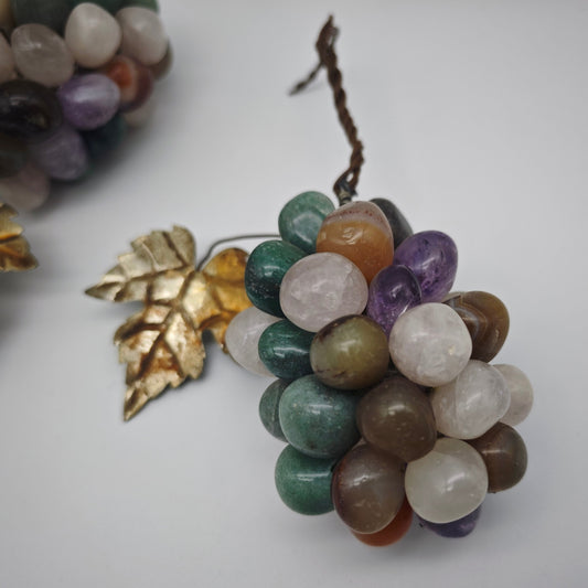 2x Weintraube aus Amethyst Achat Karneol Tischdekoration lila violett braun Edelsteine Heilsteine Trommelsteine künstliches Obst Weinstube Dekoration Handarbeit