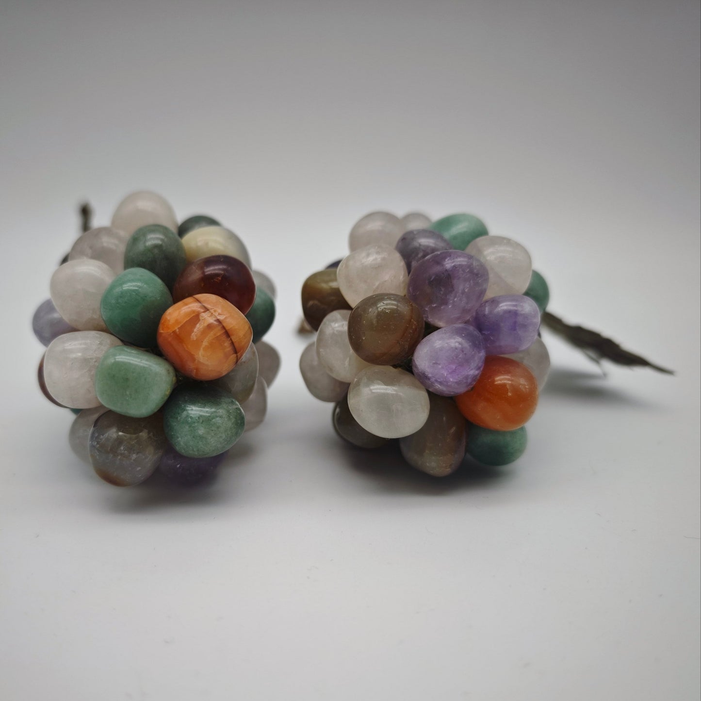 2x grapes made of amethyst agate carnelian table decoration purple violet brown gemstones healing stones tumbled stones artificial fruit wine bar decoration handmade