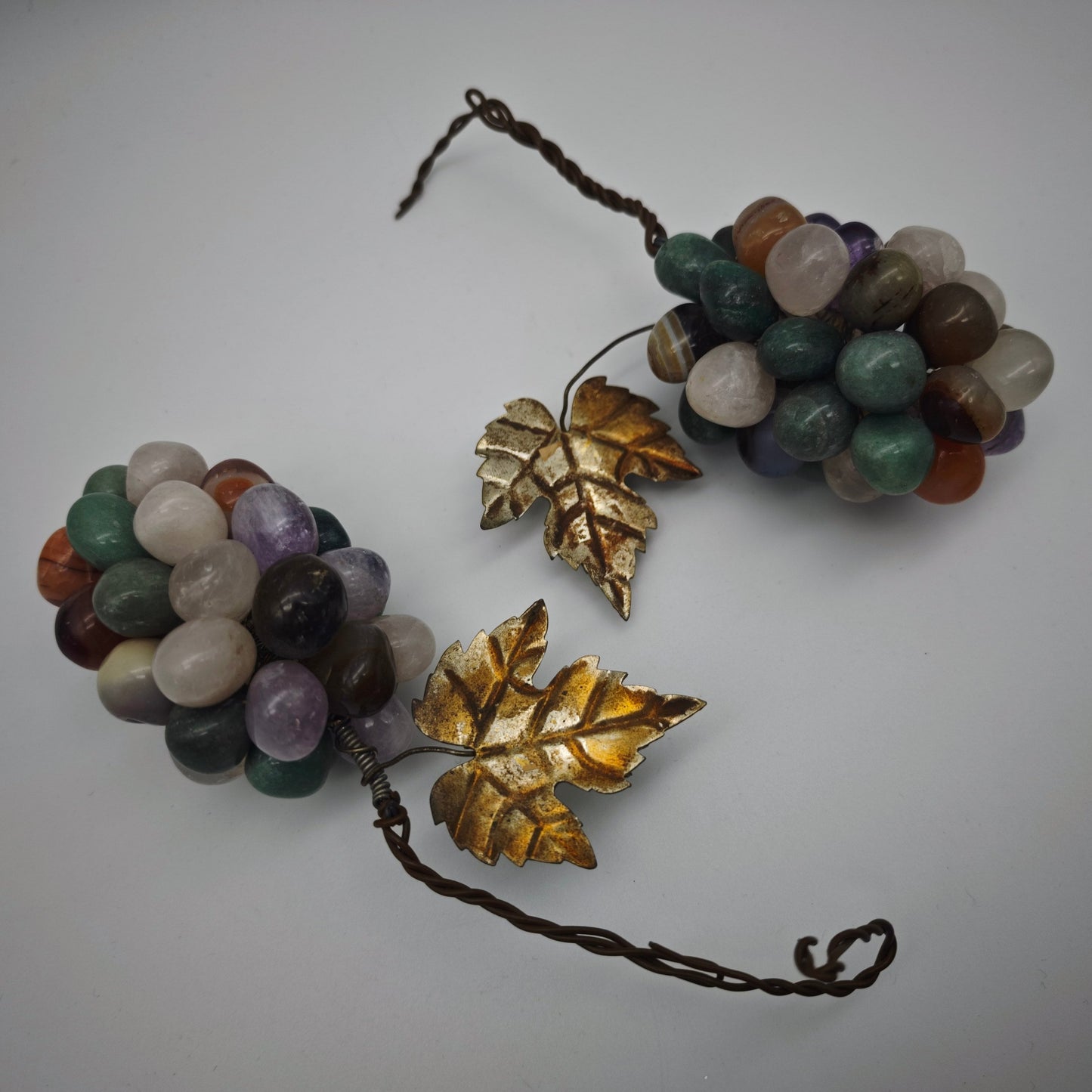2x grapes made of amethyst agate carnelian table decoration purple violet brown gemstones healing stones tumbled stones artificial fruit wine bar decoration handmade