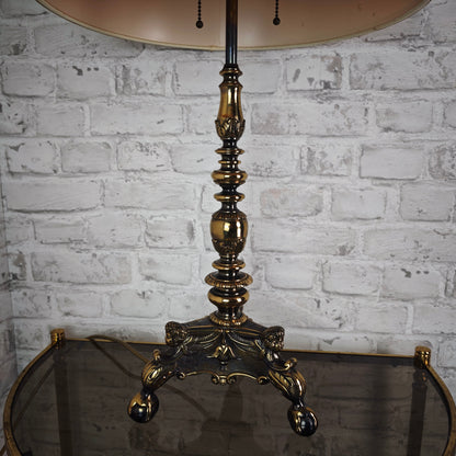 Tischlampe Messing Empire Stil mit Stoffschirm und Klauenfüßen Hollywood Regency Vintage Barock Leuchte