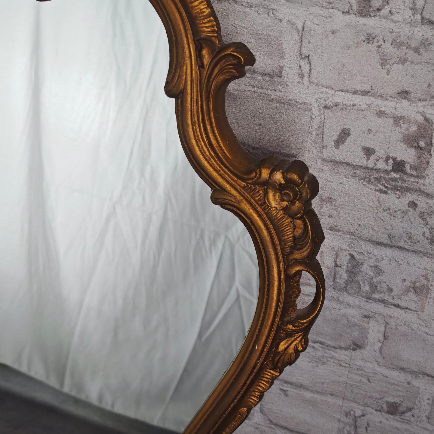 Spiegel Barock Wandspiegel goldfarben 82x51 cm Chippendale Stil mit Ornamenten Hollywood Regency