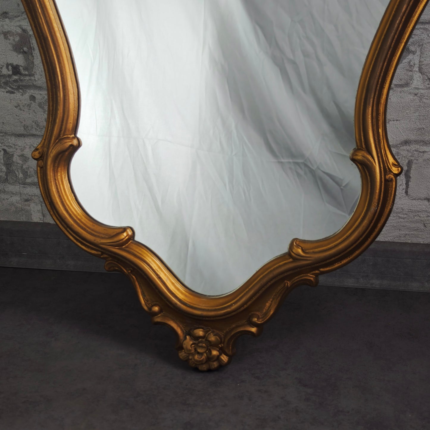 Spiegel Barock Wandspiegel goldfarben 82x51 cm Chippendale Stil mit Ornamenten Hollywood Regency